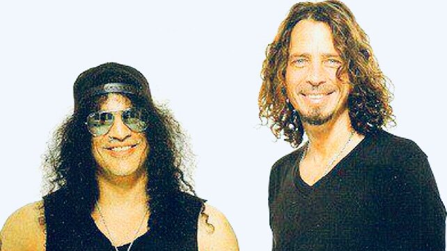 We miss u #ChrisCornell 💔 #slash <a href="/Slash/">Slash</a> <a href="/chriscornell/">Chris Cornell</a> <a href="/vickycornell/">Vicky Cornell</a> <a href="/conspiratorita/">CONSPIRATORS ITALIA</a> <a href="/SlashArmy_ARG/">Slash Army Argentina</a> <a href="/slasharmystoke/">Slash Army Stoke</a> <a href="/SlashArmySweden/">SlashArmySweden</a> <a href="/SilkforSlash/">SilkforSlash</a> <a href="/p769alexis/">Bryan Amador Díaz</a> <a href="/MARIE2_SLASH/">Marie_FanSLASH 🇫🇷⭐️⭐️</a> <a href="/ManfredFeyertag/">Voodoo Child ™</a> <a href="/tako217/">tako217</a> <a href="/blackdiamondrs/">Slash's fan joseph italia</a> <a href="/SlashNation/">Slash Nation offical</a> <a href="/Gymnast45H/">Cynthia Drew</a>