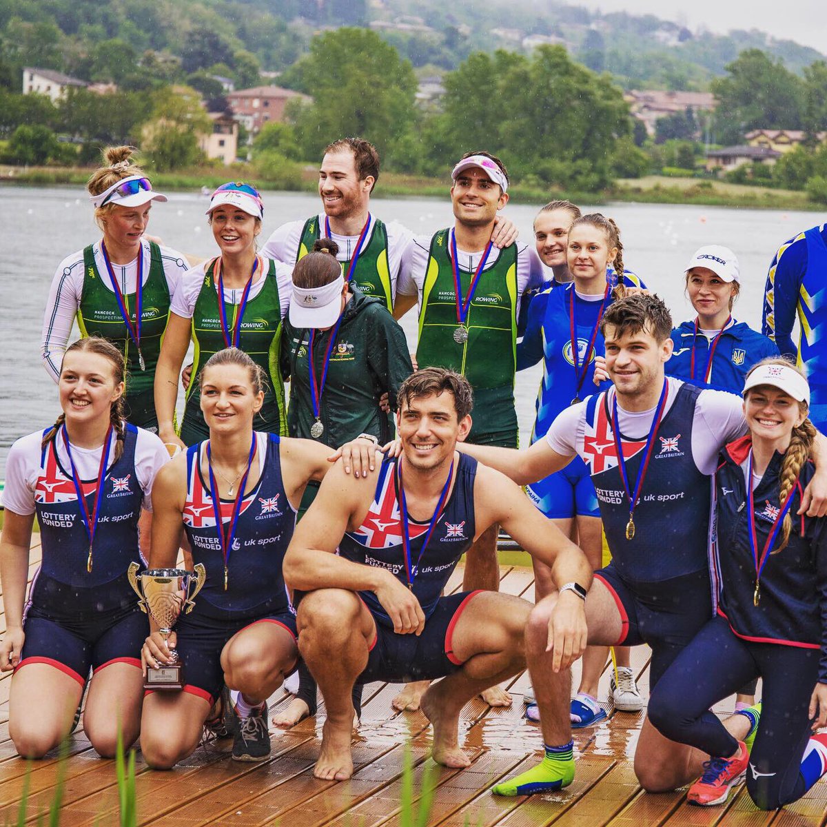 BritishRowing's tweet photo. Gold🥇Silver🥈Bronze🥉

Every colour of medal for GB at the Gavirate International Regatta in Saturday’s A finals:

PR3 Mix4+ 🥇
PR2 Mix2x 🥈
PR1 M1x 🥉 Pritchard
PR1 M1x 4️⃣ Houghton

#GBRowingTeam #ParaRowing #Gavirate2019 #rowing
📸 @allmarkone https://t.co/nfSuDAMdVY