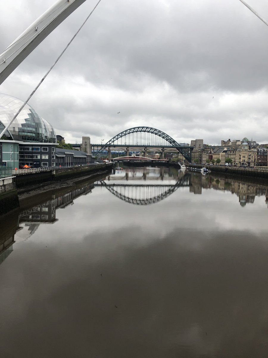 ellen20's tweet photo. A wet morning in Newcastle @iamsold #funday #itstheweekend #raindoesnotstopus https://t.co/RZA5SIEbPu