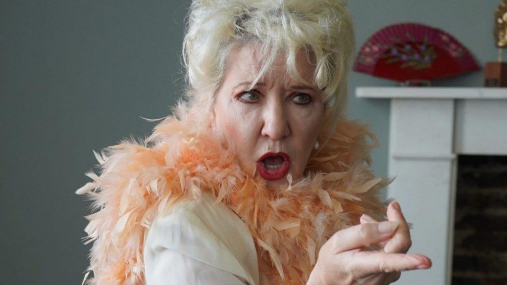 theatre_weekly's tweet photo. We caught up with the amazing Amanda Muggleton to find out more about her new one woman play at The King's Head Theatre, Coral Browne: This F***ing Lady @OfficialAmandaM @KingsHeadThtr Read More>> https://t.co/7rVr4L7HFG https://t.co/HI8E0H2tVs