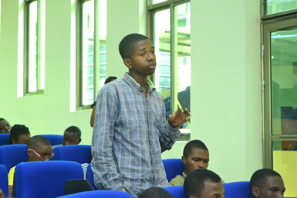 bictrwanda's tweet photo. Here we are at kigali,Rwanda #FrontendUnited #FRUKIGALI @uzarwanda second day of conference ..... hosted by @bictrwanda at @urcst Main Hall @philhawksworth thanks a lot for last session, it was our pleasure to follow you,here in Kigali,Rwanda https://t.co/ivOPWLPk5Q