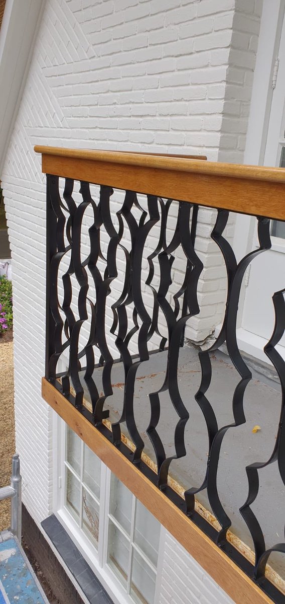 sgnederland.nl #schilder heeft #vakwerk afgeleverd! Binnen-/Buitenwerk uitgevoerd bij deze mooie #woning. Ook #werken aan onze projecten? Wij zijn nog steeds op zoek naar goed #personeel.