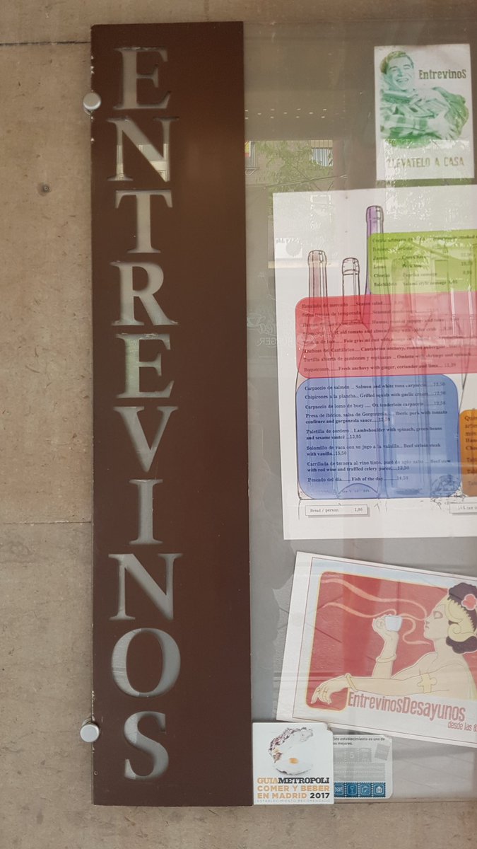 VinoComplutense's tweet photo. Aperitivo con @UvasVeloces en @T_EntrevinoS, #Madrid. Garnacha de la nueva 4 subzona de El Molar de @VinosdeMadridDO
#vino #winelover
@albanely @MadridRutasVino @enricien @CIGMadrid https://t.co/itLQDHF7g1