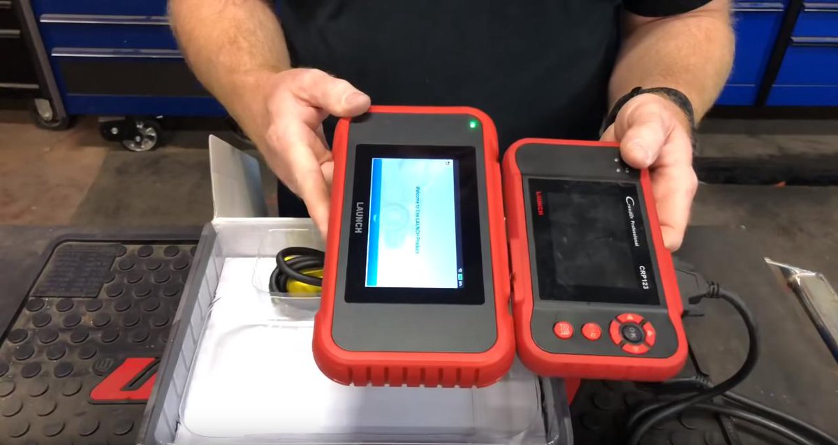 kingbolenfans's tweet photo. Two small scan tool in Clay's hands.
Which one is CRP123?
Which one is CRP123E?
Let see the unboxing reviews from #koontrucking
https://t.co/EOAaYjc61T
#CRP123E #crp123 #obd2 #diy #toolreview #abs #airbag #engine #scantools #vs https://t.co/7p50psHTKW