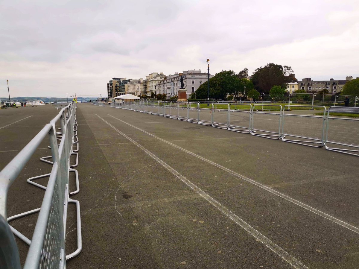 It’s nice to be back on Plymouth hoe again for the summer! - Met Barriers for Plymouth Half Marathon 🌥

#plymouthhalfmarathon #eventprofsuk #eventequipment #metbarrier #barrierhire #infrastructurehire #plymouthhoe #eventhire #festivalhire #brandonhirestation