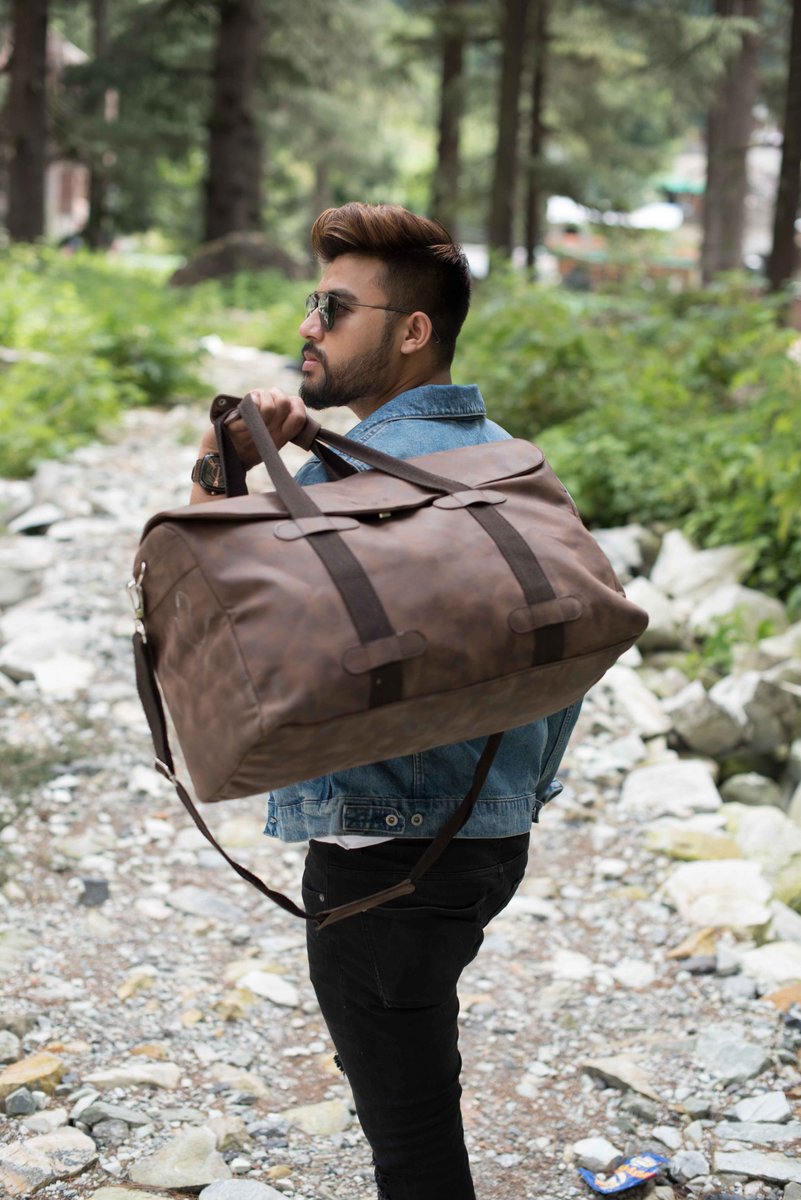 Where are you off to this weekend?
Shop now - evoqstyle.com 
Also available on all major e-commerce websites
#Evoq #Evoqstyle #Veganbag #Duffelbag #Weekendvibes #Mumbai #Chennai #Bagalore #Delhi #Kolkatta #Goa #Pune