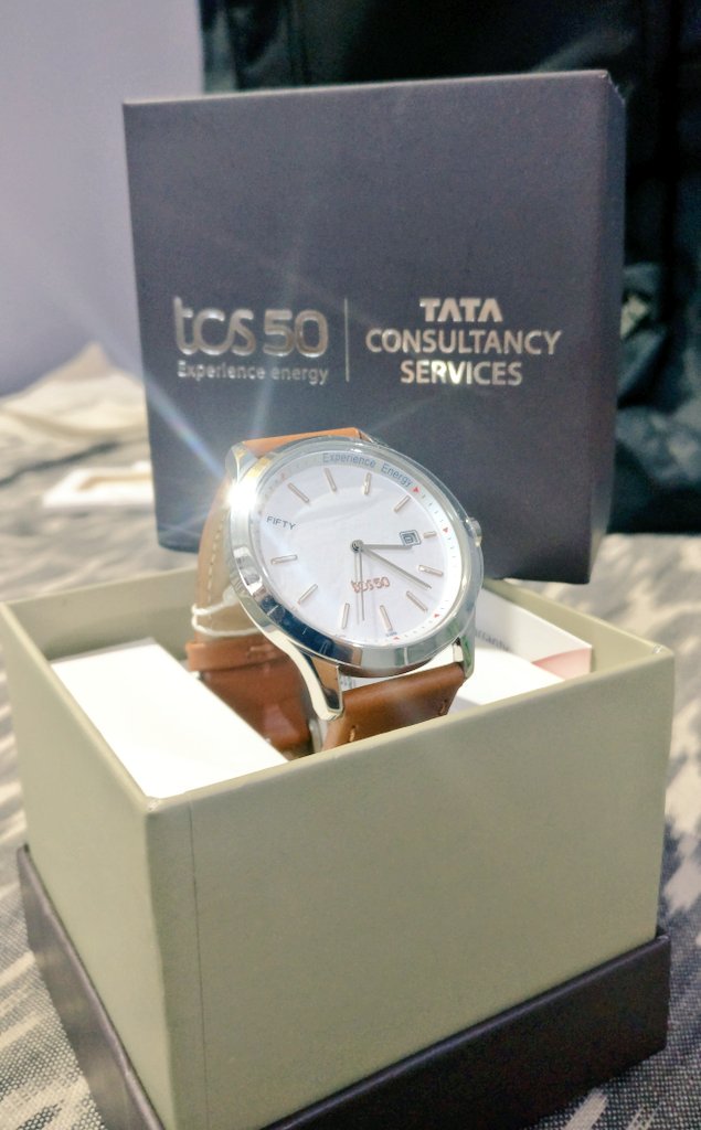 venkys_urs's tweet photo. Just received this amazing souvenir from @TCS I am grateful to be part of this amazing organisation. Thank you TCS.
@People_TCS
#TCS50
#ExperienceEnergy
#Grateful https://t.co/qxS11Y87Fh