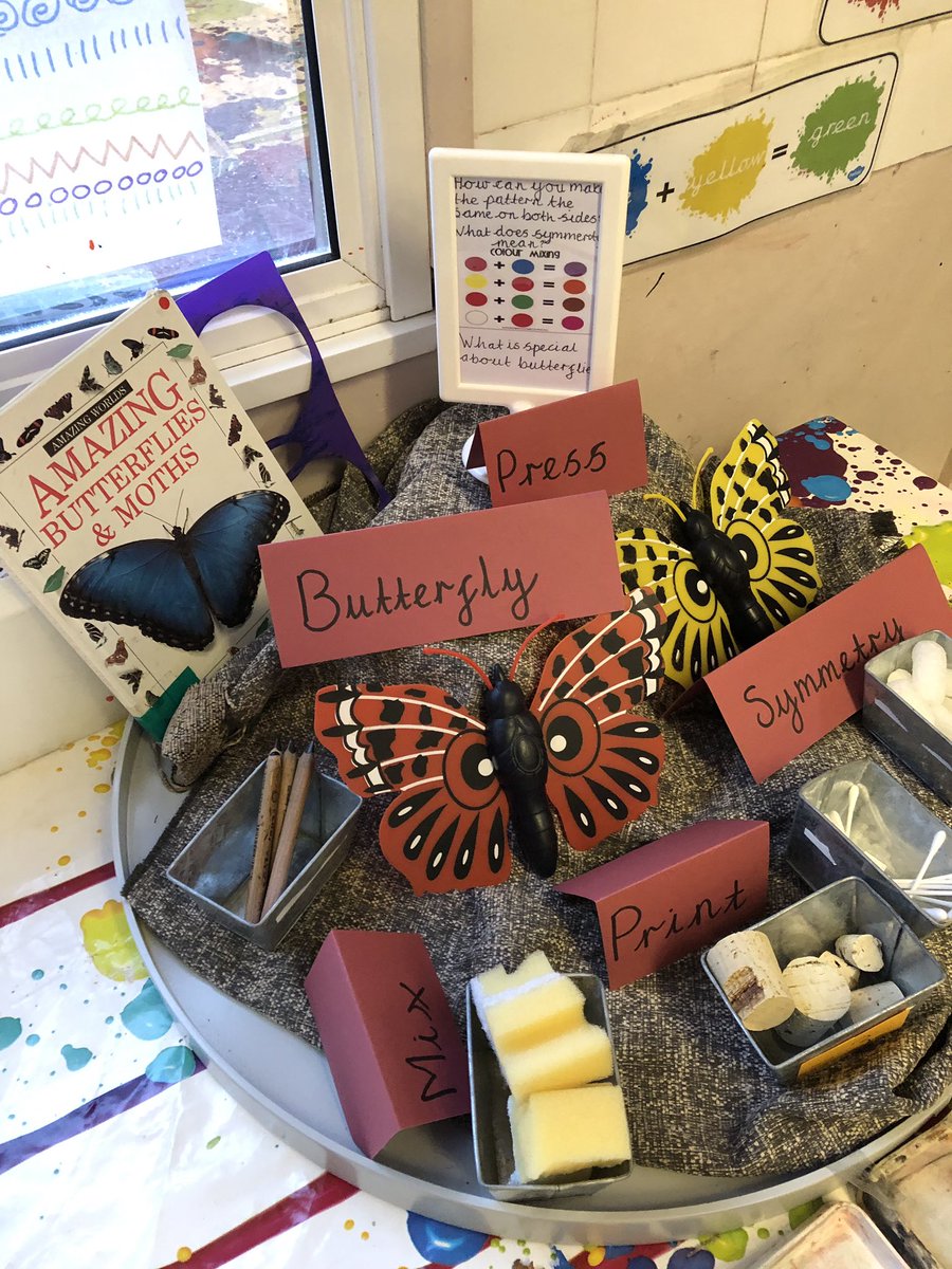 BarnehurstSch's tweet image. Next week, our focus in reception moves to mini beasts. 🦋🐝🐞 Children will be exploring symmetry in Art and doubling in Maths. So many books to choose from! 📚 #engagingenvironments #eyfs