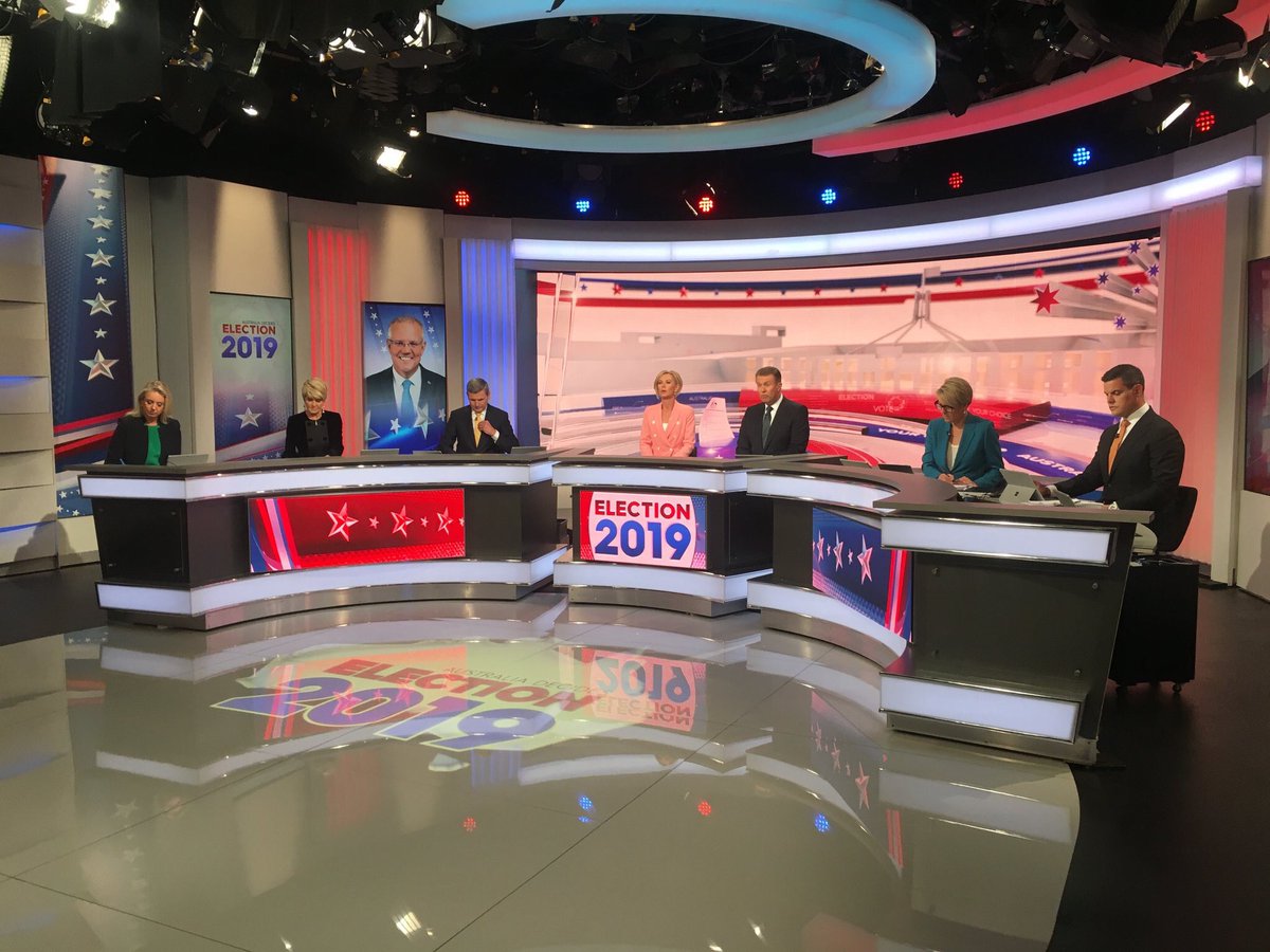 Nine’s election coverage looking crisp — great panel assembled @JulieBishopMP @tanya_plibersek @senbmckenzie @AlboMP @CUhlmann @cokeefe9 @deborah_knight @PeterOverton @Ross_Greenwood @9NewsMelb @9NewsAUS