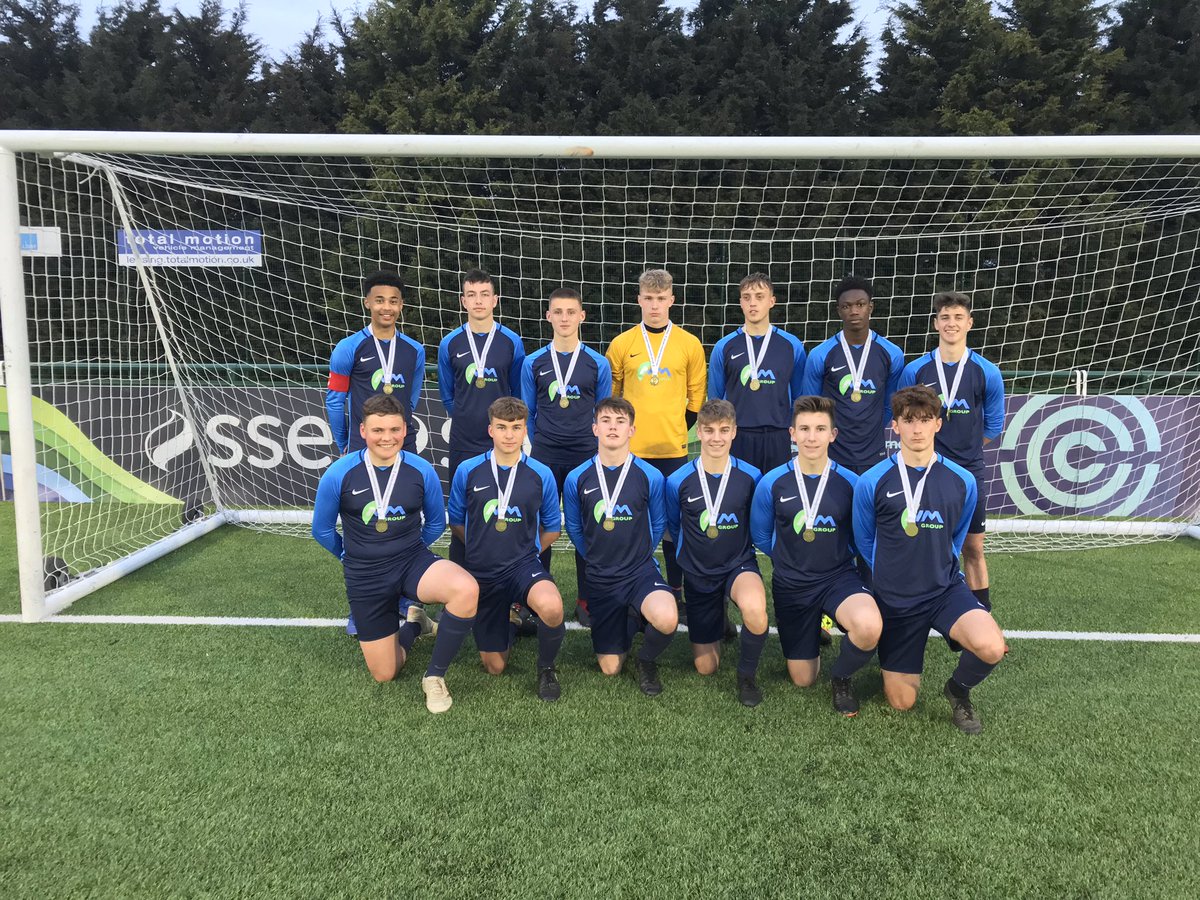samstretPE's tweet photo. Last game of the school season last night with the County squad. A cracking set of lads on and off the pitch. All the best boys 💪🏻⚽️ https://t.co/ytvwWv5rlz