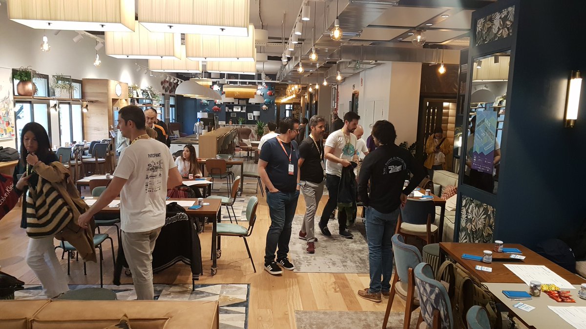 bound4blue's tweet photo. Today we will be sharing our experiences in the maritime sector at the @sw_bcn!!!
#StartupWeekend #BlueLogisticsSW #innovation #maritime https://t.co/dw5SVjNjWD