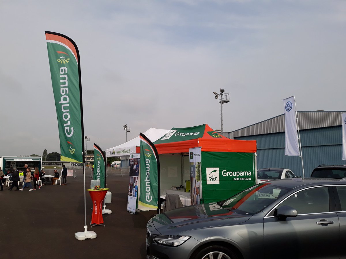 EricLEGER_'s tweet photo. Ce week end c est le festival de l auto a l 'aeropole d ancenis venez  rencontrer les équipes @GroupamaLB  pour un devis immediat et bien sur découvrir les véhicules proposés par les concessions d ancenis.  Des baptêmes en hélicoptère sont à gagner 😉 https://t.co/BZTInBxQxN