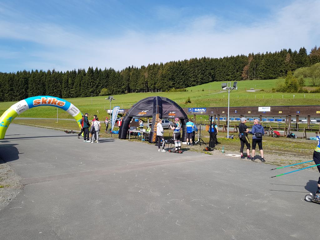 Crosszinser's tweet photo. #RollDichFit #Crossskating #Biathlon in #Willingen https://t.co/LLcxGfolRL