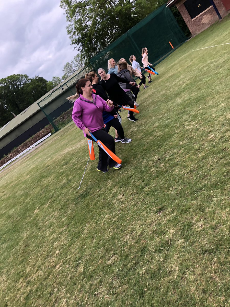 TwyfordHouseCC's tweet photo. Very successful women’s cricket last night.  Thanks to all that attended and made it a great fun session.  #thisgirlcan #thistwyfordgirlcan We go again next Friday at 7pm.  All welcome https://t.co/vCnbdR8RWv