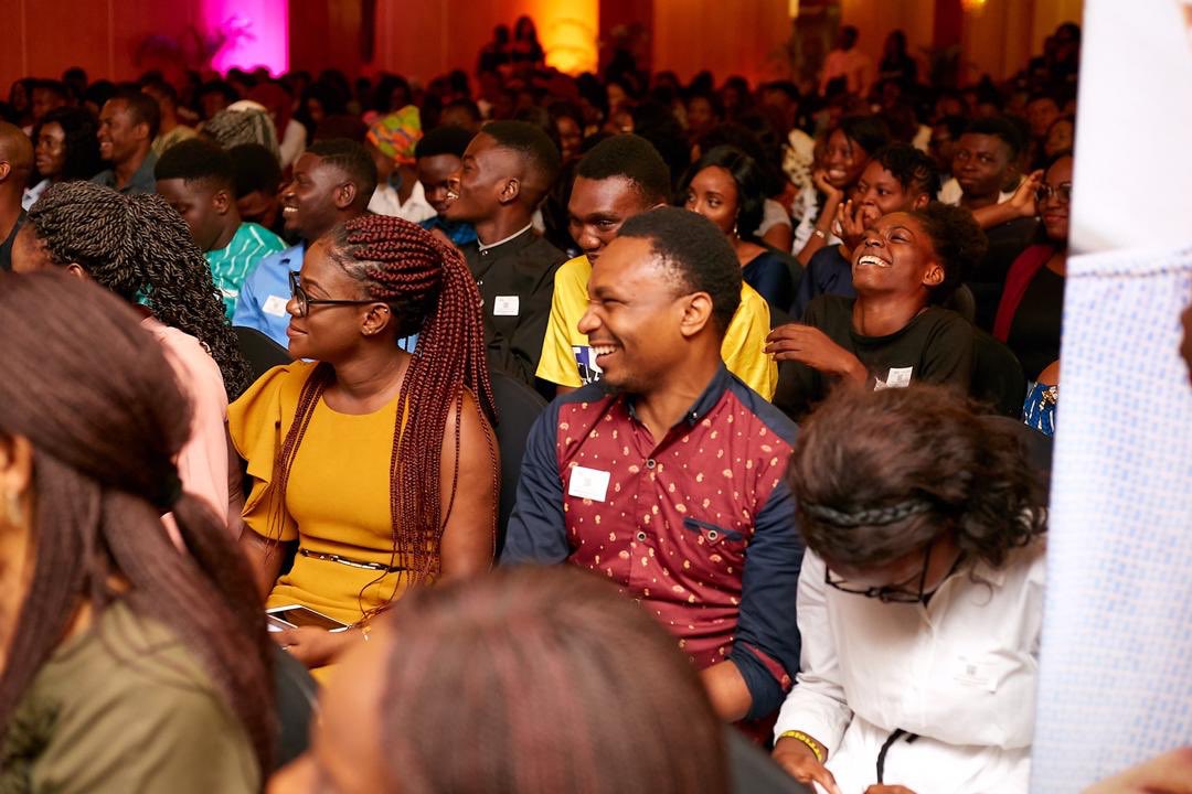 Undivided attention. Focus. Concentration.

#HandleItAfrica