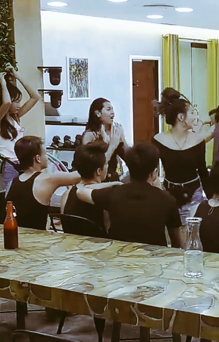 BinibiniAria's tweet photo. When i look back..Ang kulitisoy ng Davao meets the Adventurous Angel ng Australia for the first time.Nver thought dis two wil hav a strong connection.But i ws wrong coz boy dis two stole my heart.For me they have the strongest connection among the housemates.
#GoldenLoveForASHTAN https://t.co/qGfrF5WYRz