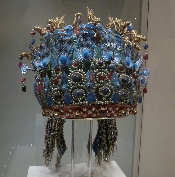 Araceli Rego on X: Phoenix Crown of Empress Dowager Xiaojing. Ming Dynasty   / X