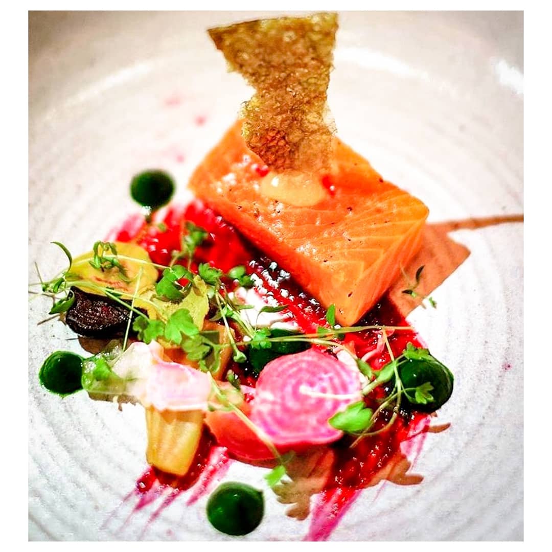 chandco's tweet photo. We've got a triple treat for #Saturdaymorning with our Saturday special of #CHCODOTW 

⬇️COMMENT⬇️

🦀 For @anthonyadhen1 crab &amp; asparagus dish 

🐟 For this salmon dish from @IETvenues &amp; @LeoRodley &amp; team

☀️ For this summer on a plate dish from Darren Archer at @rsahouse https://t.co/QO1IjtzRHe