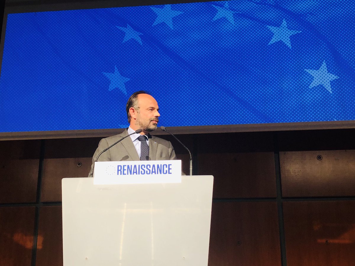 CMUSCHOTTI's tweet photo. Nous avons eu le plaisir d’accueillir hier soir dans notre ville de Toulon le Premier ministre @EPhilippePM avec nos colistiers régionaux de la liste #Renaissance_UE. Une mobilisation importante pour un enjeu de taille : construire une Europe ambitieuse. #LREM https://t.co/mFEyhKQyWX