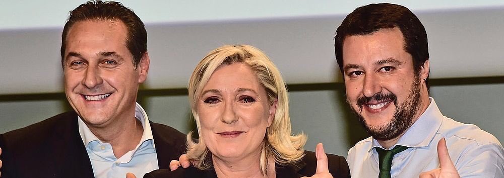 Quello a sinistra a Milano non ci sarà. Era il vice cancelliere austriaco #Strache travolto dall’accusa di riciclare fondi neri russi