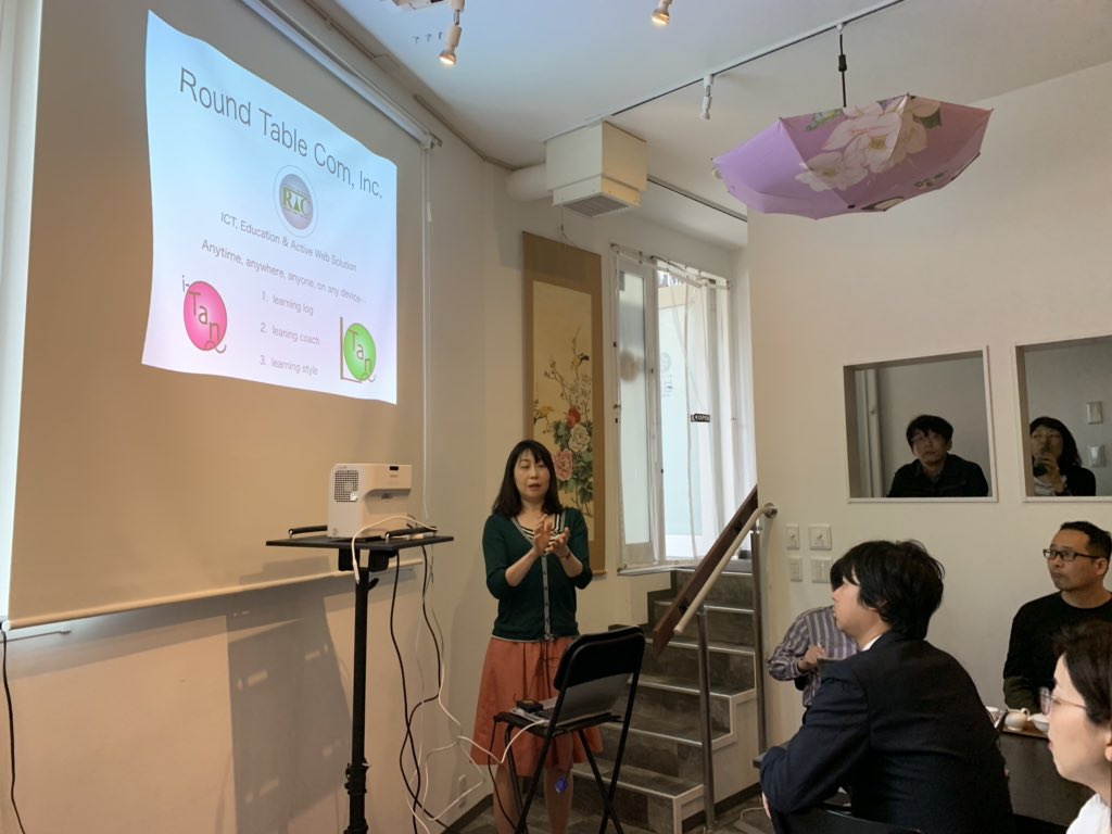 kiriem_'s tweet image. CoderDojo 品川御殿山 のおはなし。
高校と一緒にやってるDojo #CoderDojoJapan