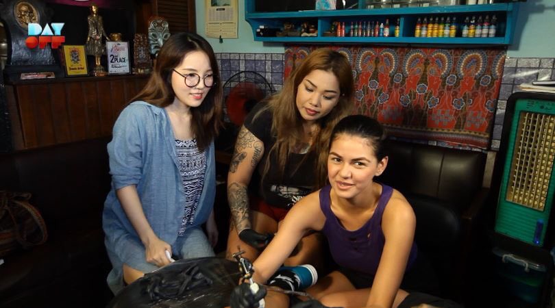 Si <a href="/janinegutierrez/">Janine Gutierrez</a>, magiging tattoo artist? Ano kayang design ang gagawin niya? 🤔 #DayOff

Sabado | 6:15 PM | GMA News TV