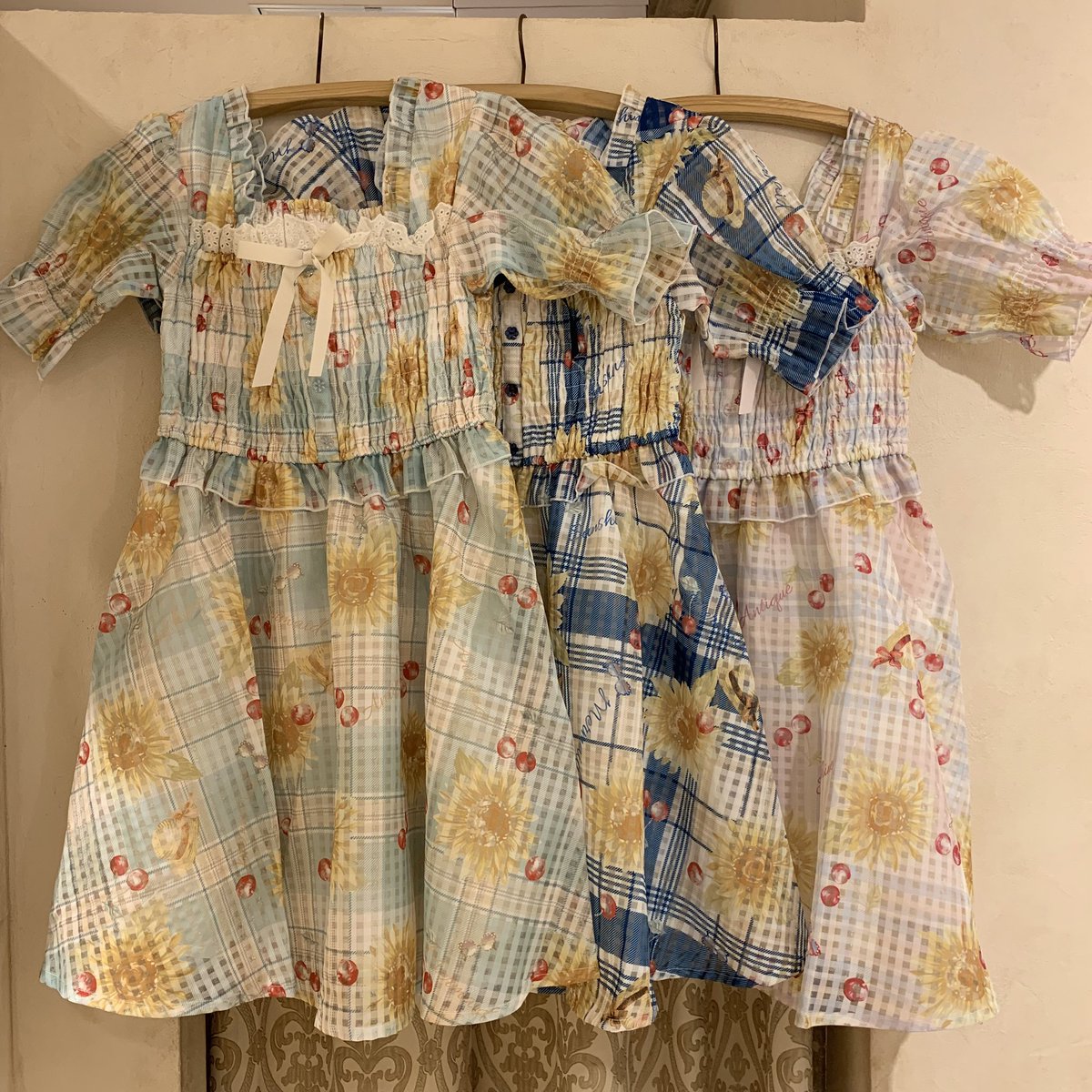 Liz Lisa Sur Twitter Shibuya 109 New Arrival ひまわりチェックワンピース 193 6040 0 10 800 Tax Pink Green Navy 夏にぴったりのオリジナル柄が プリントされた新作ワンピース シャーリングになっておりますので 着脱もとっても簡単です