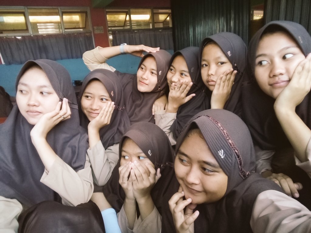 aliah951's tweet photo. KG+N https://t.co/0de1eRxXHA