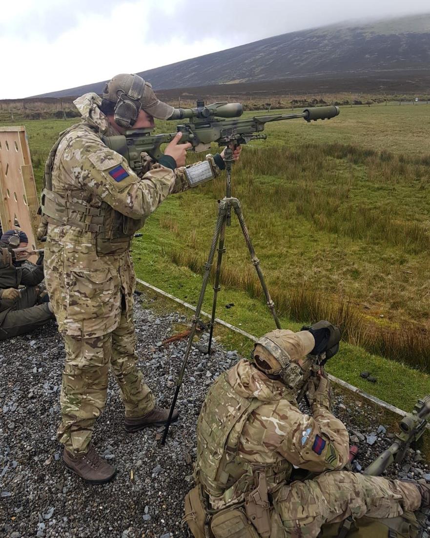 irish_guards's tweet photo. Well done to the Irish Guards snipers who have just completed theย Irish Defence Force Marksmanship Competition, picking up 3rd place against stiff international competition.
#FightingMicks
#irishguards โ๐
#TheMicks
#TheGuards https://t.co/5xd1VVPIFW