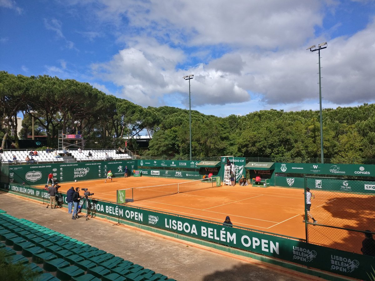 LisboaBelemOpen's tweet photo. The first SF is on! And it's an all-Spanish battle between [7] Pedro Martinez and [2/WC] Roberto Carballes Baena.

#LisboaBelémOpen | @ATPChallenger https://t.co/J1Cs3p5dbY