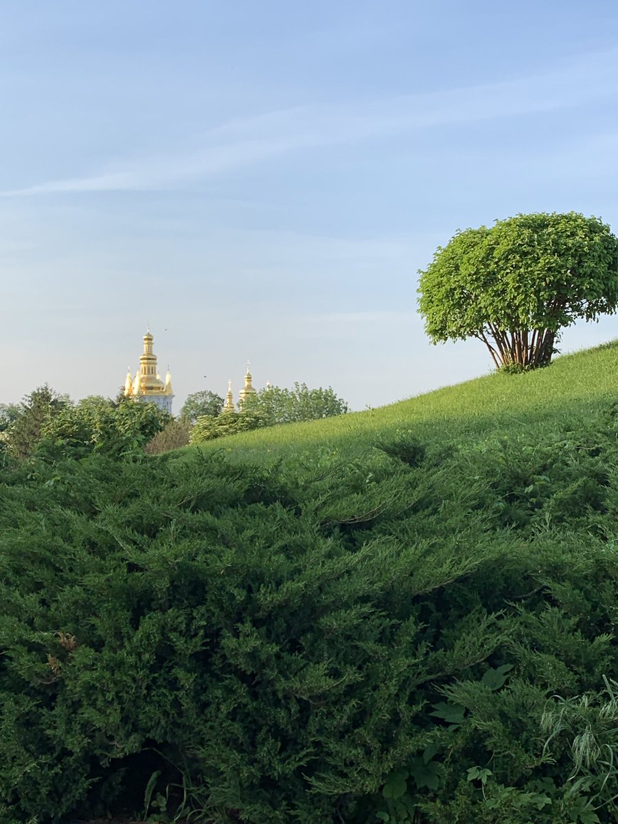 soloworktrip's tweet photo. #Kyiv has gotta be one of the MOST beautiful cities I’ve been to for a long time. So green, luscious, clean and THE most incredible views. I’d urge you to book a trip if you haven’t been already. #ukraine #worktrip #travel #worktravel https://t.co/3jkpSk7huG