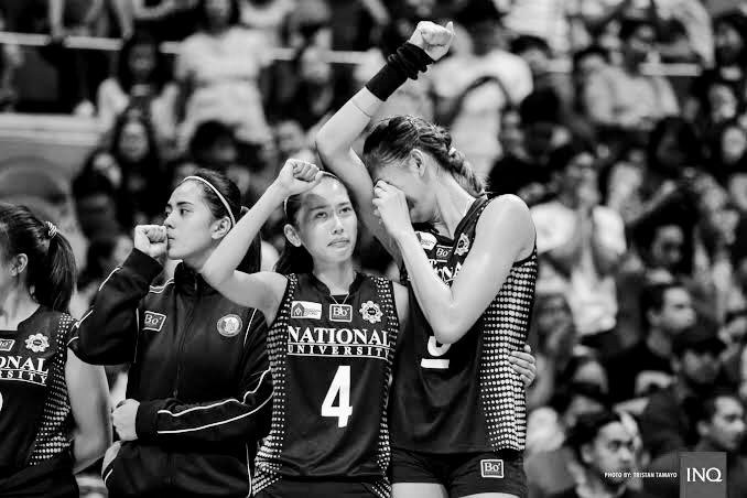 JazziePerry's tweet photo. Why do legends always fail to get the crown on their final year? 😭😭😭 We are always proud of you Sisi Rondina! @Rondina011 #UAAP81VolleyballFinals #UAAPSeason81WomensVolleyball #KamiNaman https://t.co/xlm08uUm3w