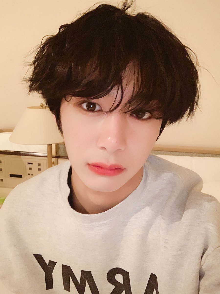 OfficialMONSTAX's tweet photo. [#형원] 몬베베 잘자고 좋은 꿈 꿔요~ https://t.co/z1zDvTkJwx