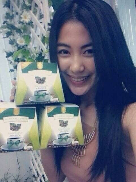 Suparat_JaAe's tweet photo. 🥑สรรพคุณกาแฟ #Nutrinal Coffee
-บล็อคแป้งกลายเป็นน้ำตาล
-ควบคุมความอยากอาหาร ช่วยรักษาระดับน้ำตาลในเลือดให้ปกติ
-เปลี่ยนไขมันให้ไปเป็นพลังงาน
-ช่วยป้องกันการขาดน้ำตาล และเป็นเกราะป้องกันโรคเบาหวาน
-ช่วยเรื่องขับถ่าย ดักจับไขมัน บริโภคอาหารลดลง
💥ขนาดบรรจุ 10 ซอง 👉🏻ราคา 240 บาท https://t.co/SPiJXwHJOW