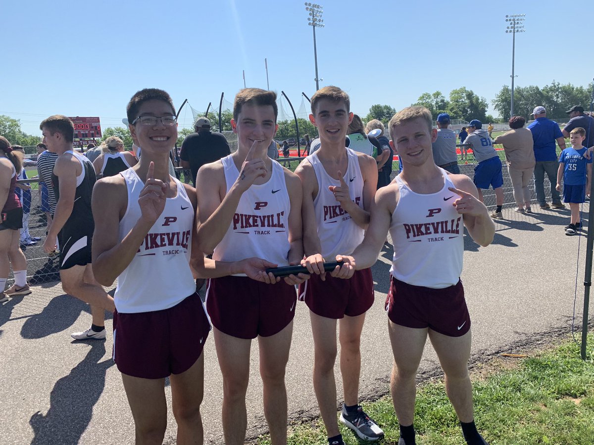 Jason Lin, Adam Swofford, Drew Hurley, &amp; Eric "Bronco" Green win the 2019 Region 7A 4x800m Relay Championship with a season best time of 8:48.75!