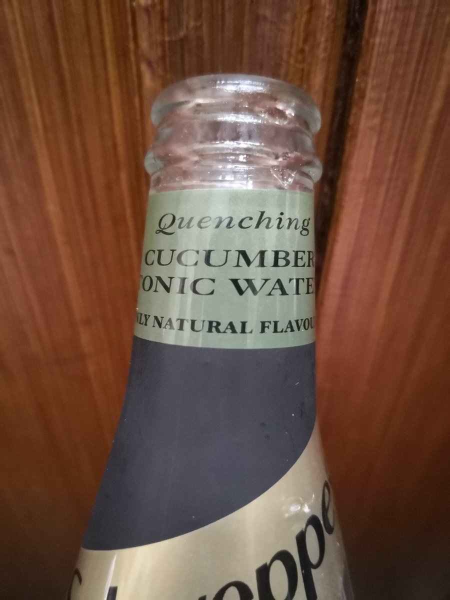 Debra Falkingham (@debfalk9) on Twitter photo #schweppes cucumber tonic wow #schweppes cucumber tonic wow