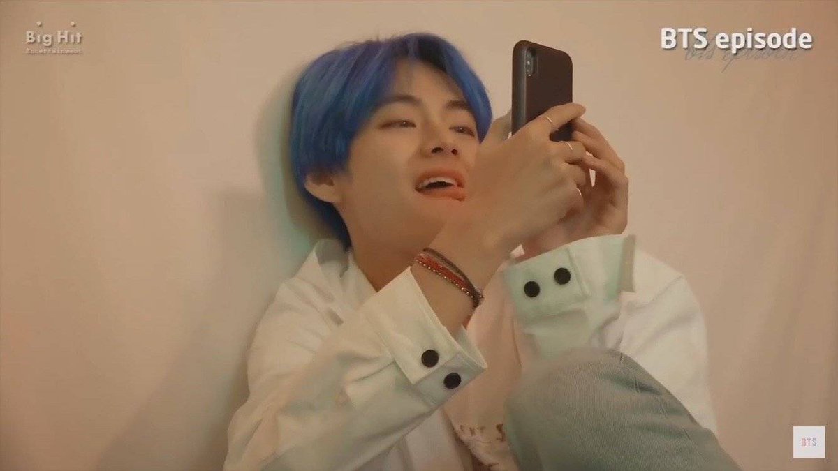 bbhmykjsn's tweet photo. #taehyungweloveyouarmy
#TaehyungYouArePerfect #TaehyungWePurpleYou 
#Taehyungbeautiful 
you never walk alone！💜💜💜 https://t.co/eA4UYihjEm