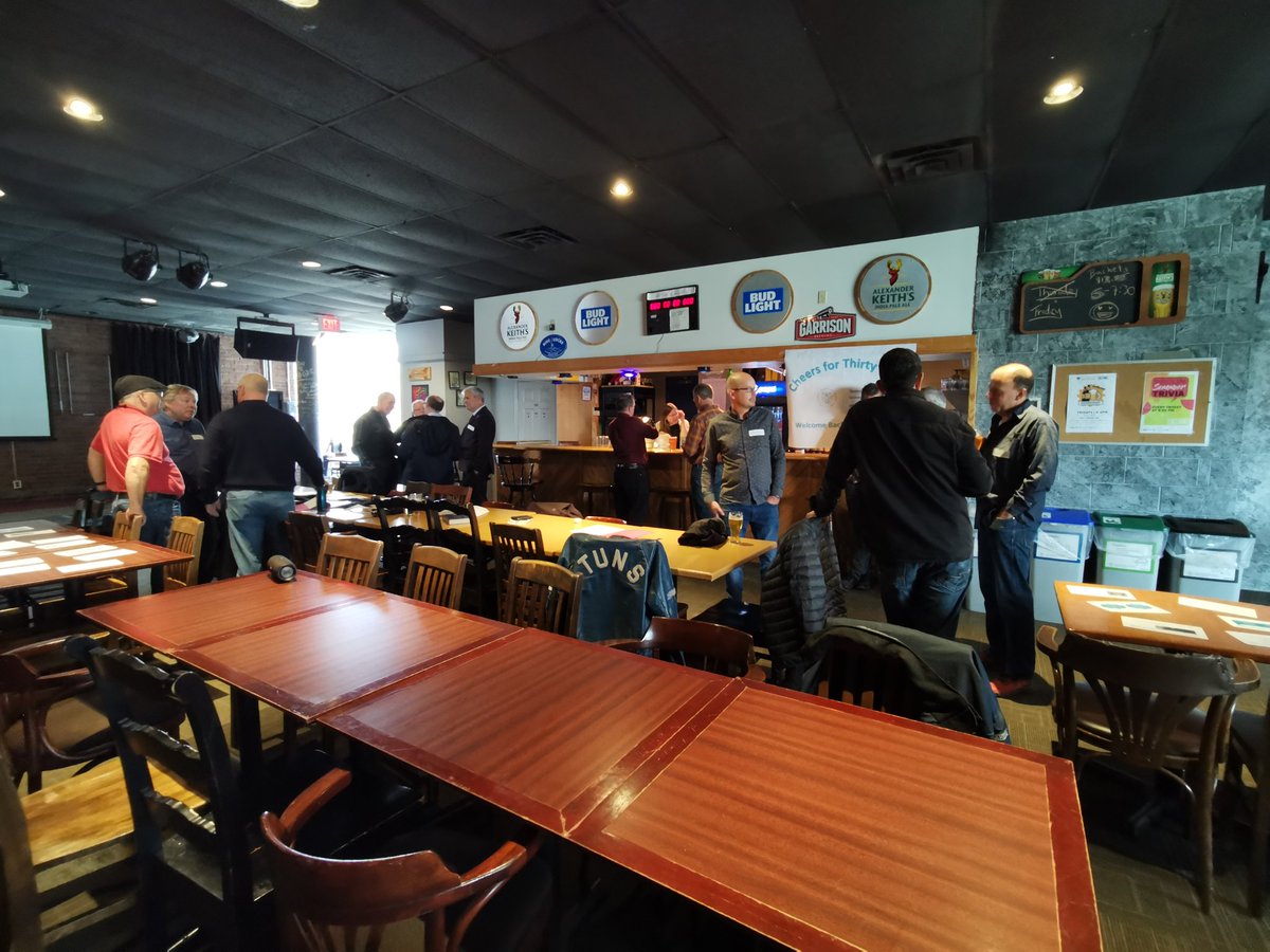 DalEngineering's tweet image. Electrical Engineering class of 1989 celebrating their 30th anniversary today! #engineering