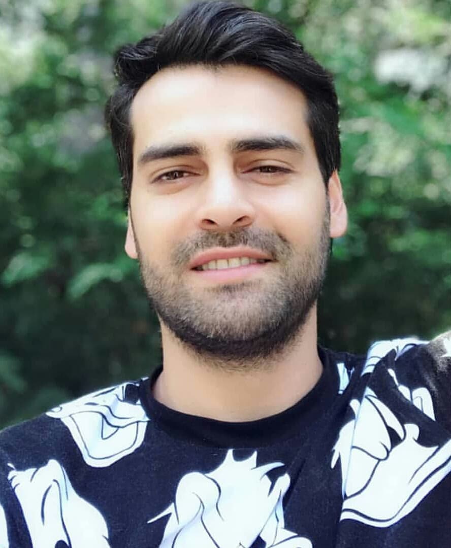 Sen herşeyimsin benim .Ve bu her şeyden bir  küçücük zerre eksilse ben bomboş kalırım .Nazım Hikmet #ErkanMeriç #ErkanMeriçCandır #BugüngünlerdenErkanMeriç