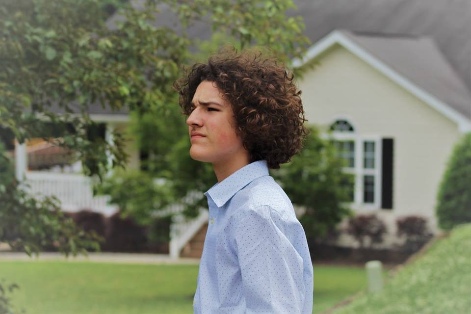 PattersonW_'s tweet photo. Recently my step cousin was diagnosed with a very rare and aggressive form of cancer, it’s gonna be a rough battle but he’s one hell of kid just bringing #stronglikeAK to this platform if you could be keep him and his family in your thoughts and prayers ❤️ https://t.co/Z0XOfr72BG
