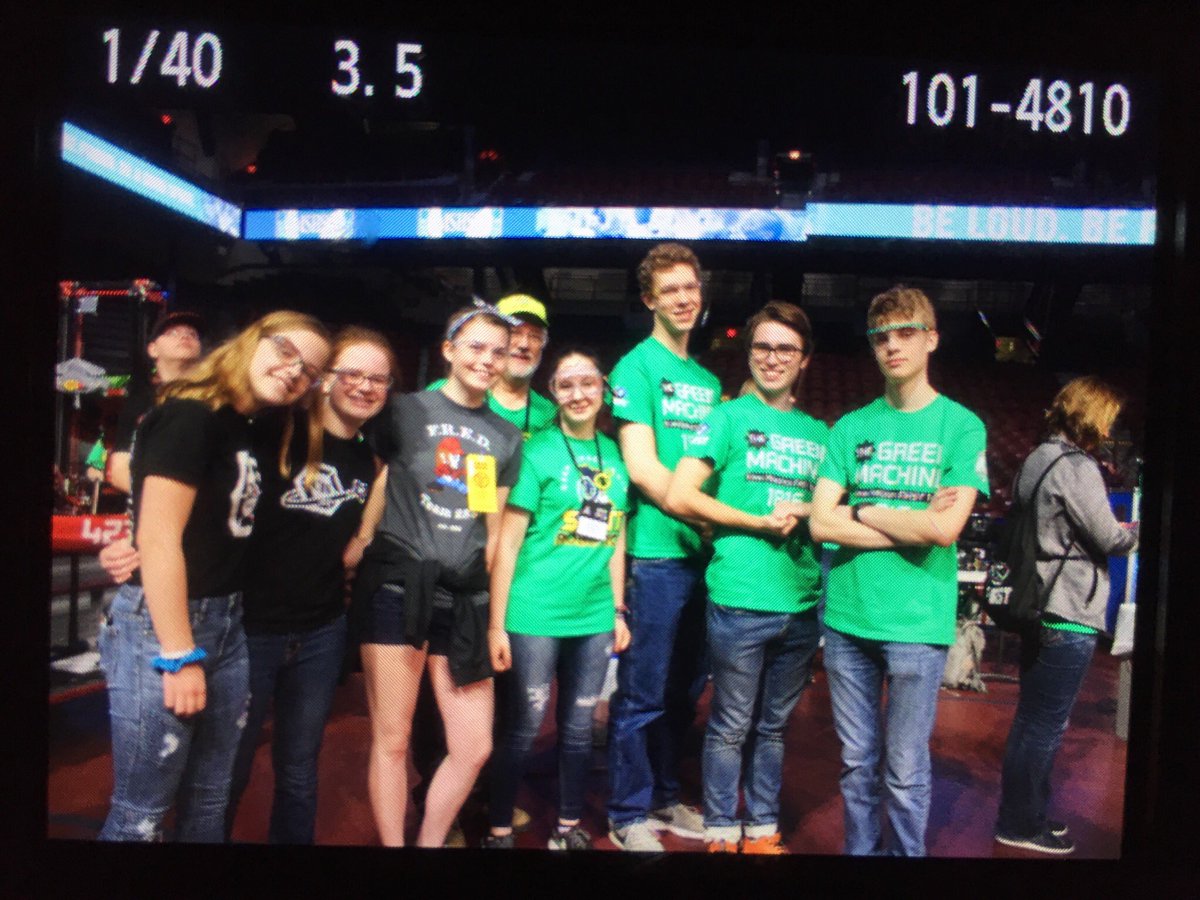 KnightKrawler tweet media