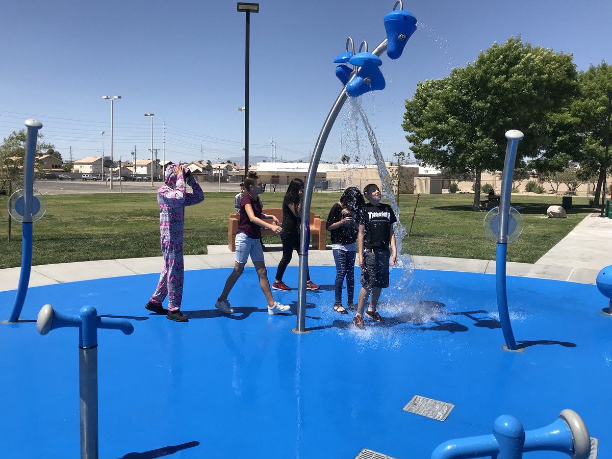 ClarkCountyNV's tweet photo. #DidYouKnow today is National Kids to Parks Day – it's celebrated annually on the third Saturday of May and connects kids and families with parks. There are more than 100 parks across Las #Vegas operated by #ClarkCounty and @ClarkCountyPark. Fine one at https://t.co/ceOrGXTCpf. https://t.co/rWHgfpZN57