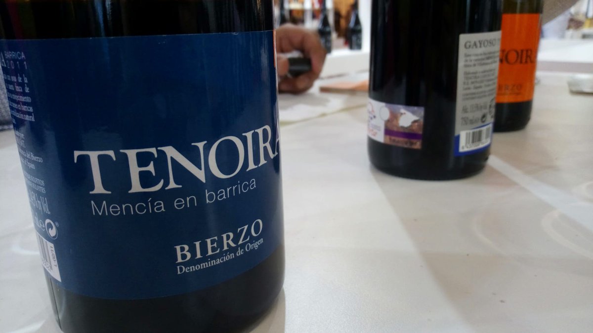 queridilla's tweet photo. https://t.co/yYe1MC4fFa   mi paso por @Fenavin_Oficial   @Altolandon  @vinodelamancha @bodegatg https://t.co/cGXz1eyCdY