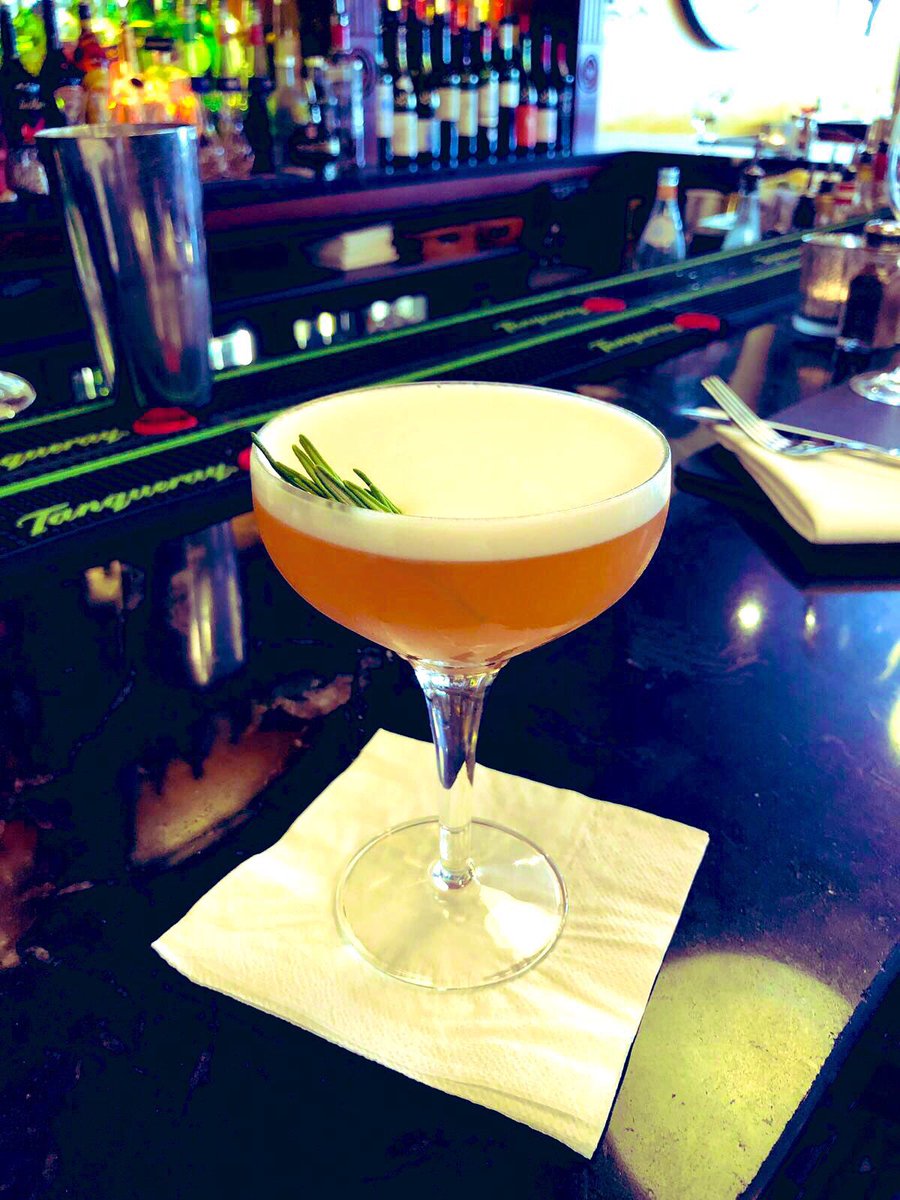 Nicky_CCleary's tweet photo. To mark #worldwhiskeyday our talented bar team here @DeVillesDalkey have created this mouthwatering &amp; stylish cocktail - the ‘JackDaw’ including #bulleitryewhiskey @AperolSpritzUK pineapple/lime juice &amp; egg white #bulleitryewhiskey #specialtycocktail #aperitif #devilles https://t.co/MPrhVhHulx