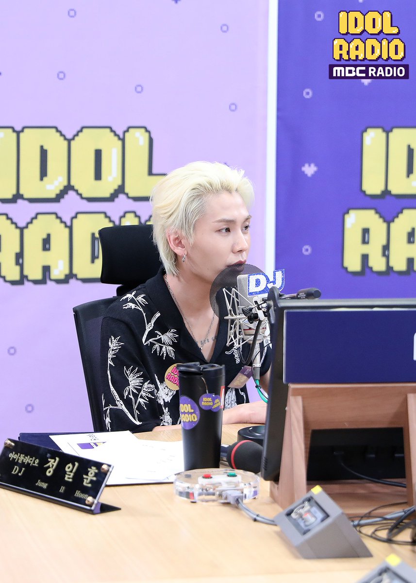 idolradiokorea's tweet photo. [#아이돌라디오 앨범 20190516] 

ep226. 가든 뚫고 하이킥 with EXID

#IDOLRADIO #비투비 #BTOB #정일훈 #룽디 https://t.co/YpRYlO5alH