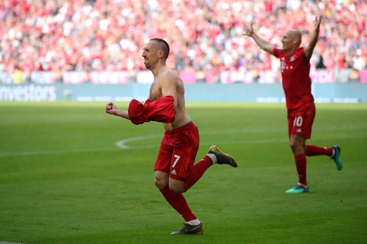 Ribéry y Robben, goleadores en su despedida.