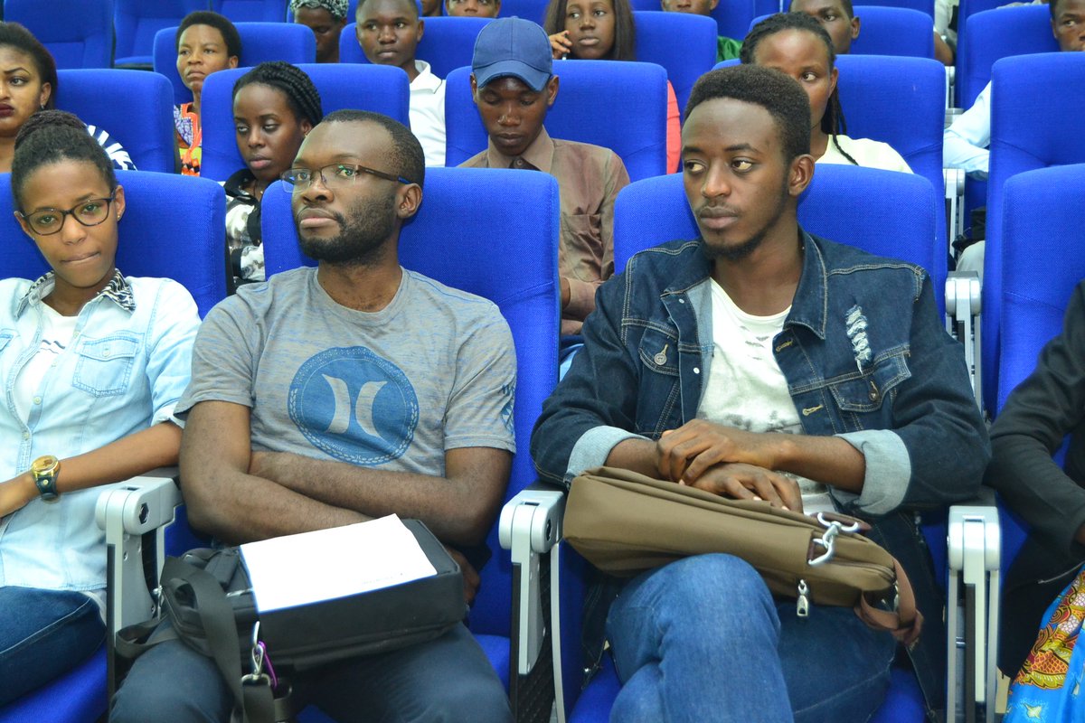 bictrwanda's tweet photo. @philhawksworth @uzarwanda @urcst #FrontendUnited , #FRUKIGALI https://t.co/V1HbXJUDKa