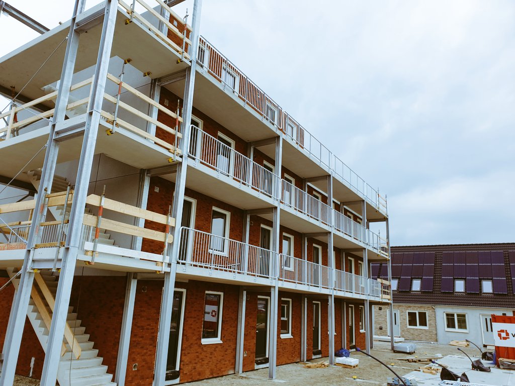 14 appartementen in 7 dagen. #trots <a href="/VanWijnenGroep/">Van Wijnen</a> <a href="/DeLoskade/">De Loskade | Living Lab | Suikerterrein Groningen</a>
