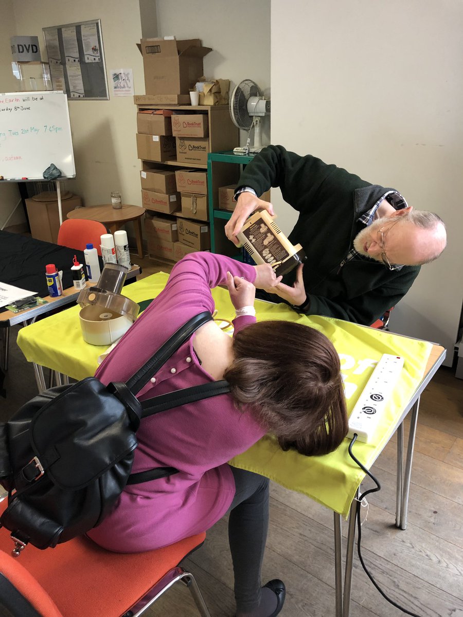 HillingdonFOE's tweet image. We are ready! A loose connection on Mixer is being repaired #RestartParty #RuislipManorLibrary