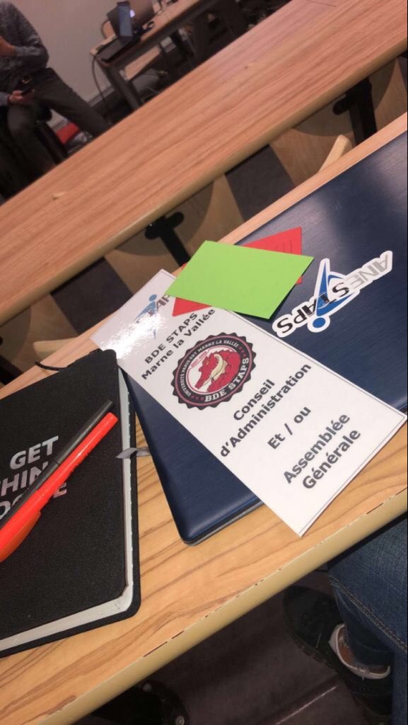 bde_staps_uge's tweet photo. 👨🏫 Le Conseil d’Administration de l’@ANESTAPS débute aujourd’hui à Nice
🐊 Le @bde_staps_mlv est présent et remercie fortement l’@InitiativeStaps pour l’accueil et l’organisation de ce CA !
#ANESTAPSLife #bdestapsmlv #bdestaps https://t.co/DM7XZReedW